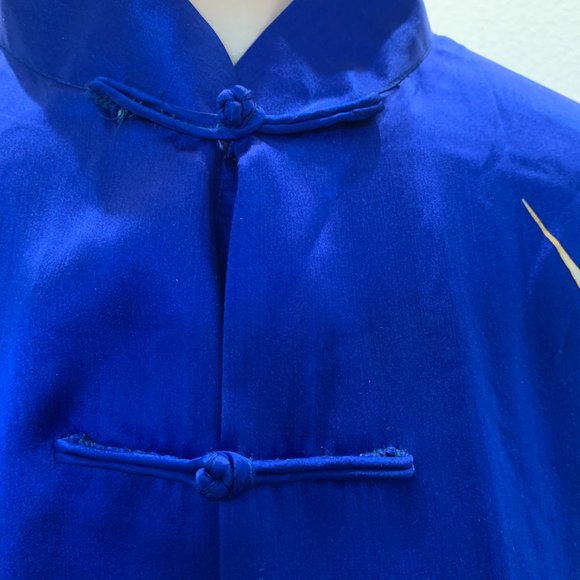 Beautiful blue silk kimono jacket with mandarin collar and golden dragon design - Picture 9 of 12